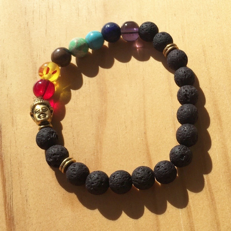Bracelet d’harmonisation 7 chakras bouddha et pierre de lave